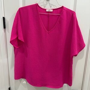 entro Bright Fuchsia V-Neck Short Sleeve Blouse